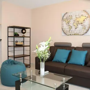 https://t2-45m-trs-calme-proche-gare-train-routire.hotels-rhonealpes.com